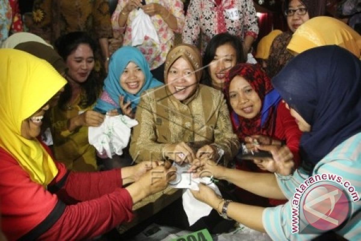 Risma Still the Best Candidate for Surabaya Mayoralty Poll
