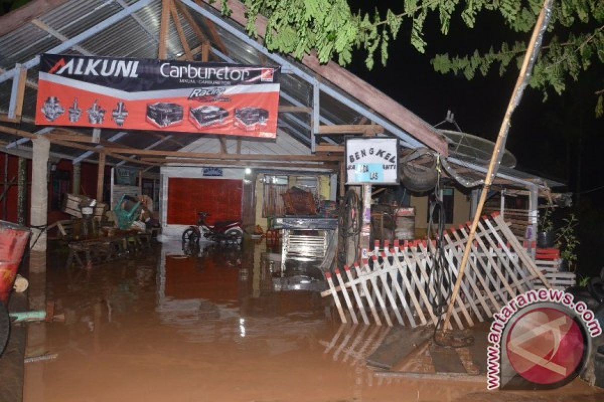 Banjir Rendam Empat Desa Di Gorontalo Utara