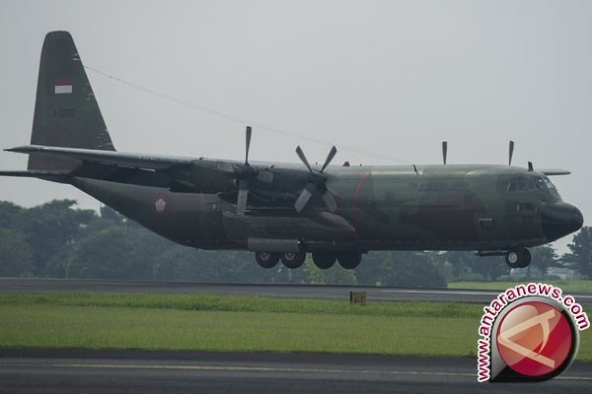 TNI AU Siapkan Hercules Bantu Distribusi Sembako Papua