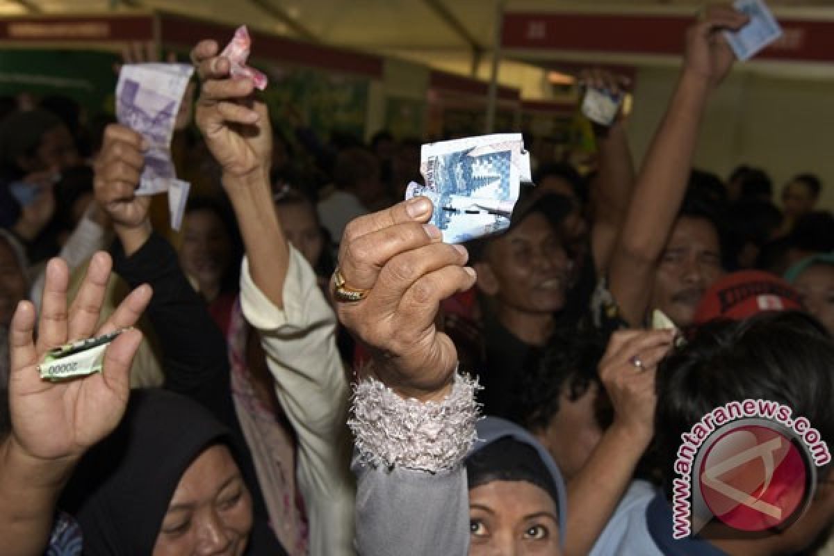 Menkeu tinjau gelar sembako murah di rusun marunda