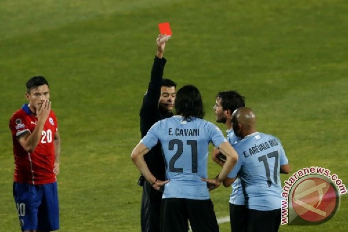 Chile Jungkalkan Sembilan Pemain Uruguay