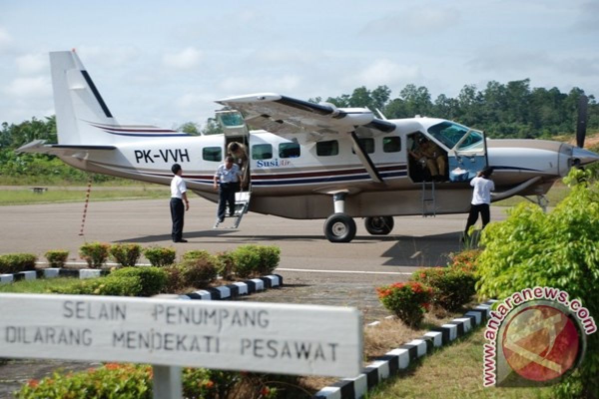 Arus Mudik di Bandara Muara Teweh Ramai 