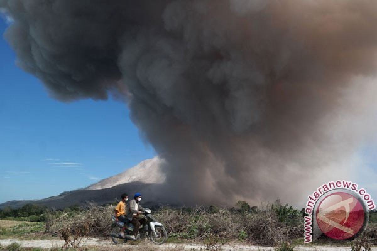 Aktivitas vulkanik Gunung Sinabung masih tinggi