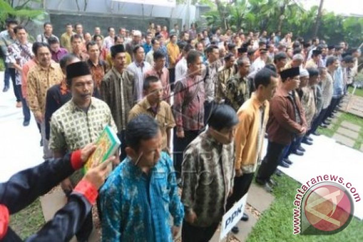 Relawan Ivan Ajie Aktif Sosialisasi ke Warga Tangsel