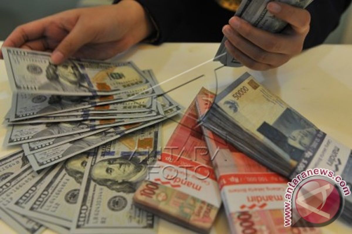 Rupiah Menguat Menjadi Rp13.323 per Dolar