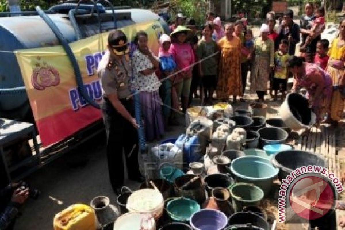 Pamsimas Suplai Air Bersih 40 Rumah Warga