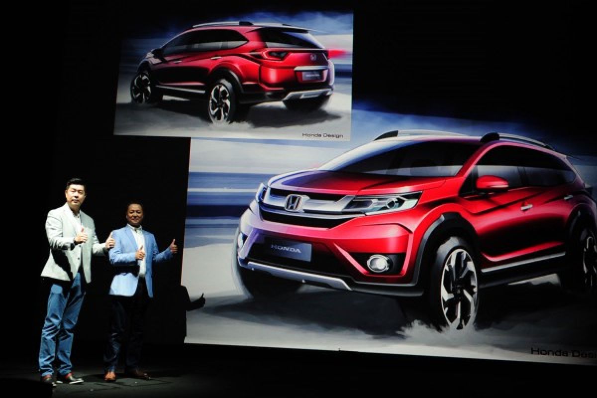 Honda tampilkan generasi terbaru crossover 7 kursi