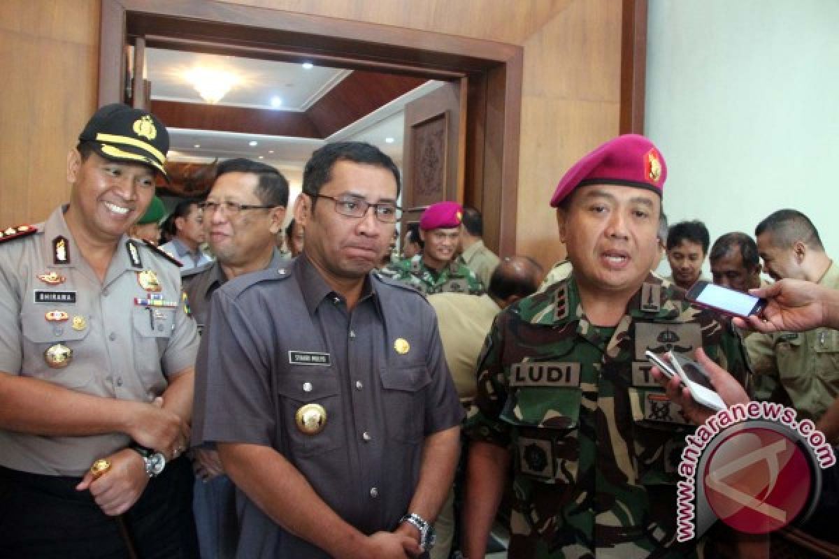 Marinir Presentasikan Tahapan Konservasi Terumbu Karang Tulungagung