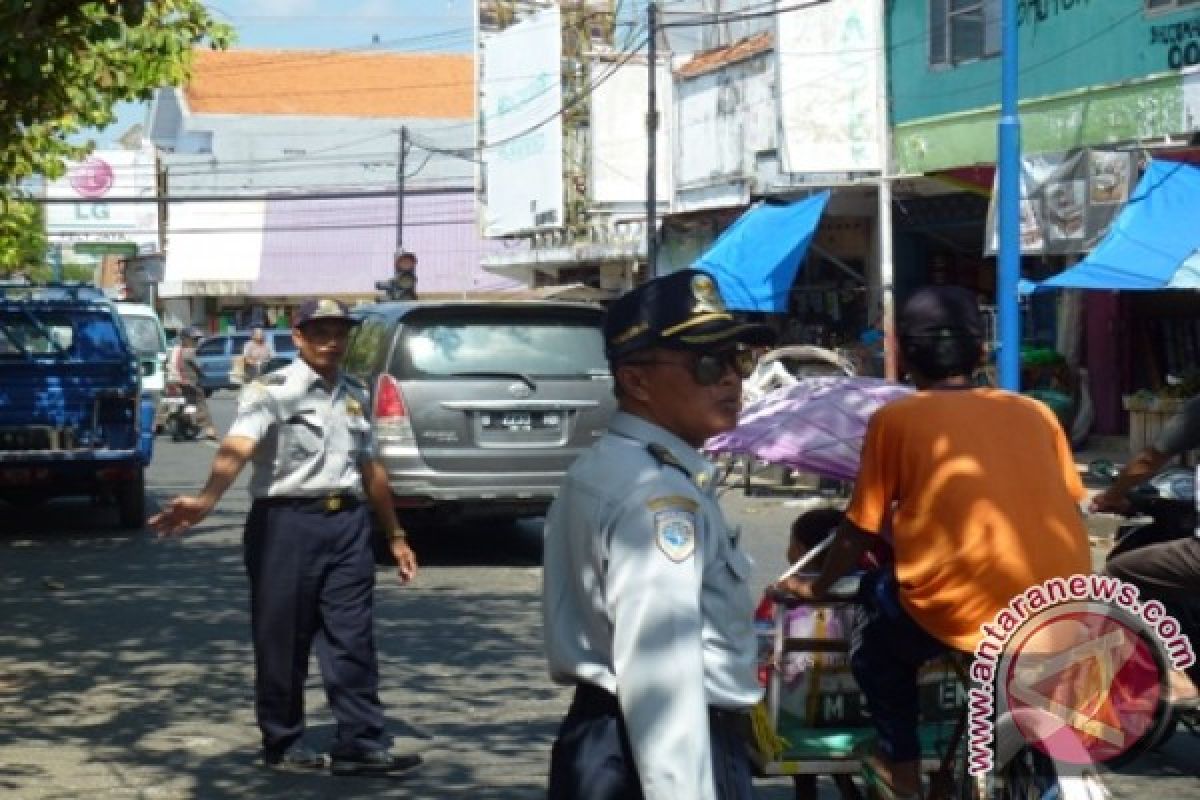 Dishubkominfo Pamekasan Dirikan Lima Pos Pantau Lebaran