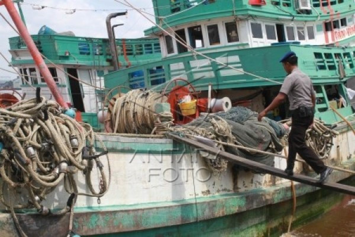15 Kapal Pencuri Ikan Diserahkan Untuk Ditenggelamkan