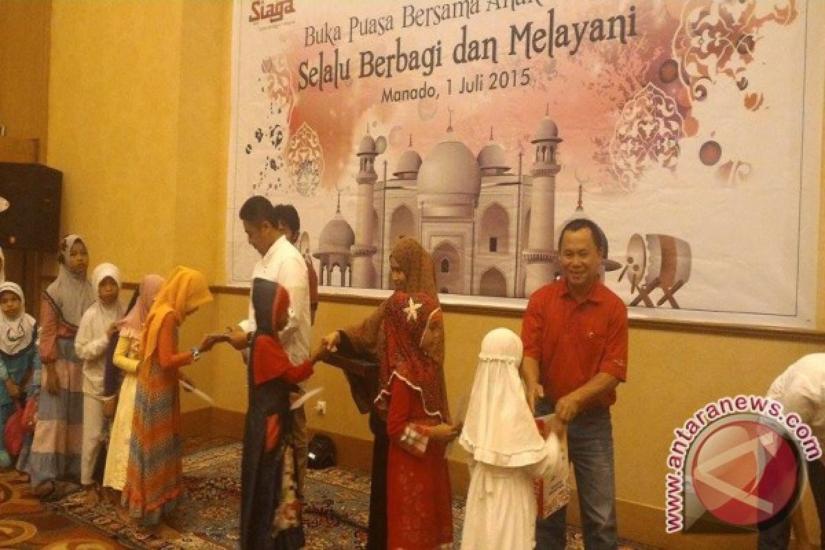 Telkomsel Manado Berbagi di Bulan Suci Ramadhan