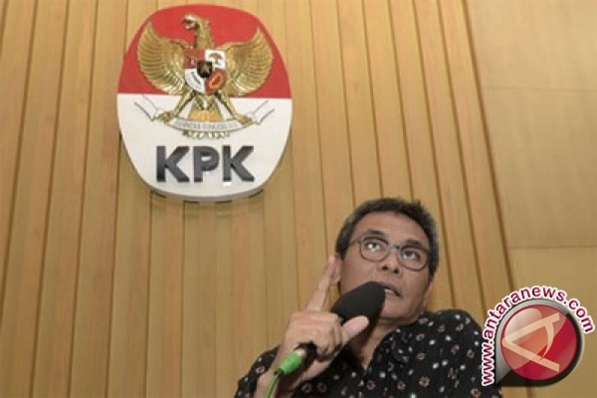 KPK imbau para pejabat larang PNS minta THR