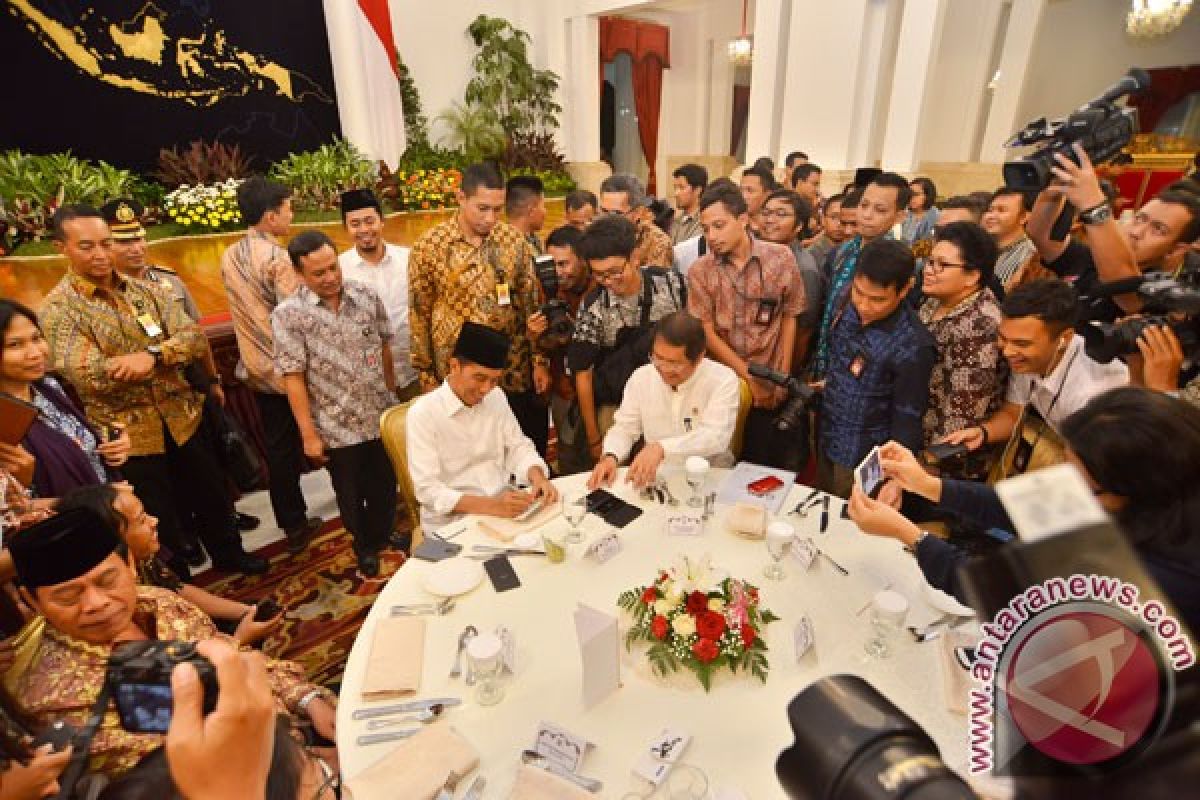 Presiden Jokowi buka puasa bersama para pengusaha