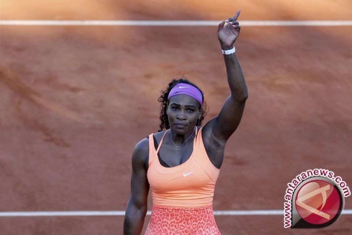 Lolos Ke Semifinal Wimbledon, Serena Akan Hadapi Sharapova