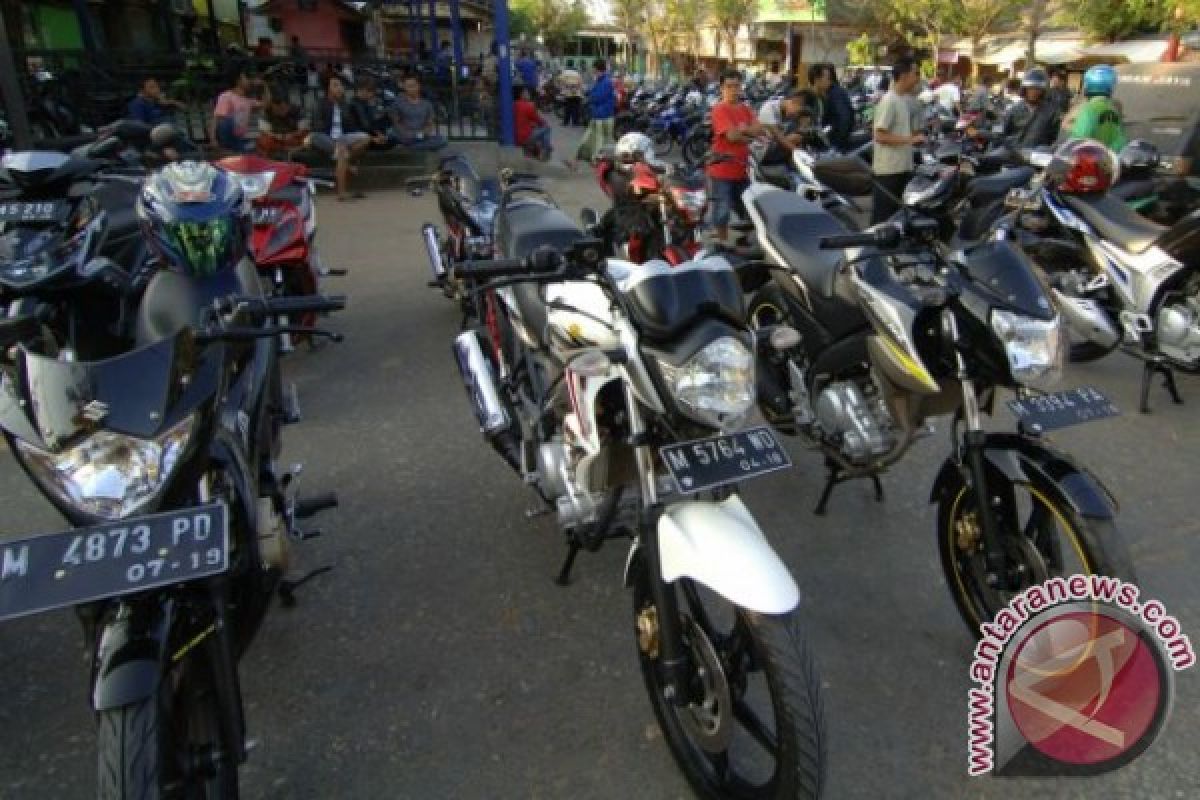 Pedagang motor bekas 'banting harga' akibat penjualan sepi saat Corona