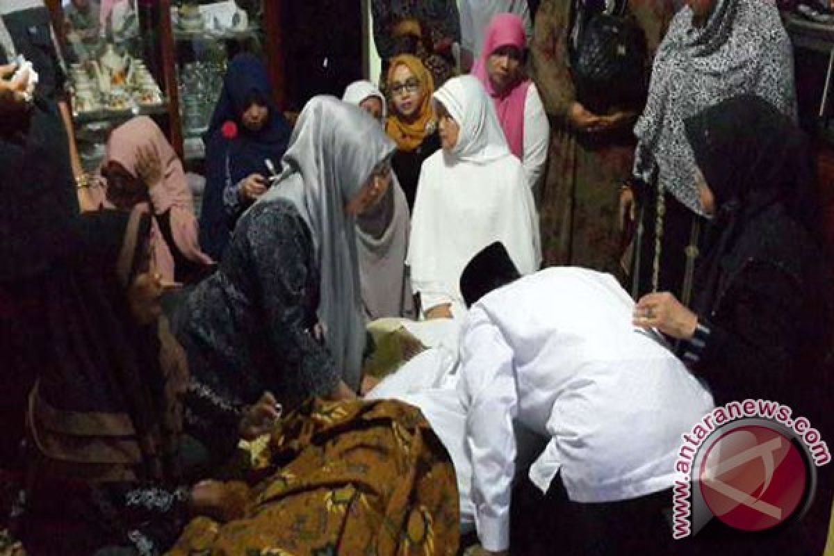 Flash - Ibunda Rudy Ariffin Meninggal Dunia