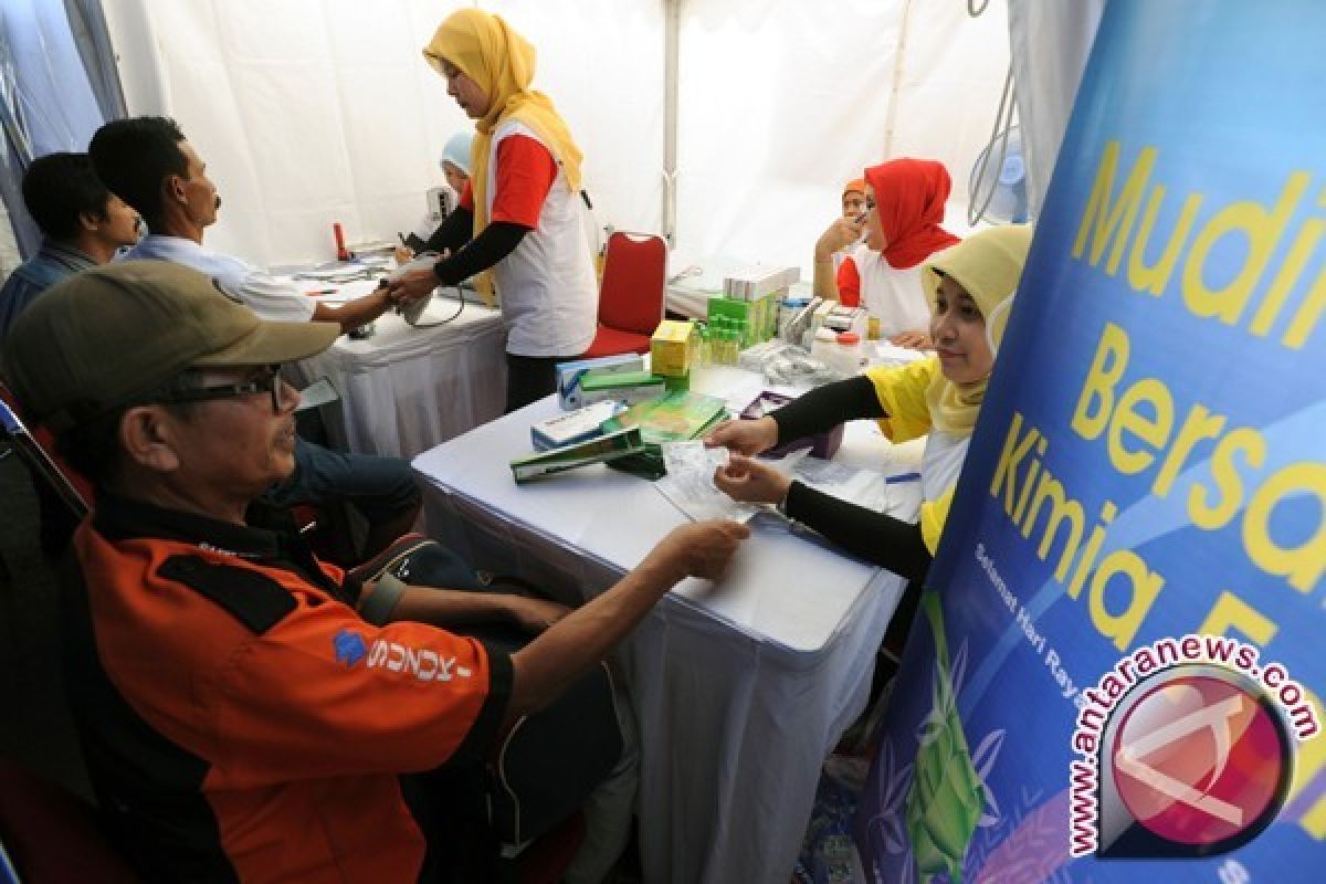 Dinkes Bangkalan Berikan Layanan Kesehatan Gratis pada Pemudik