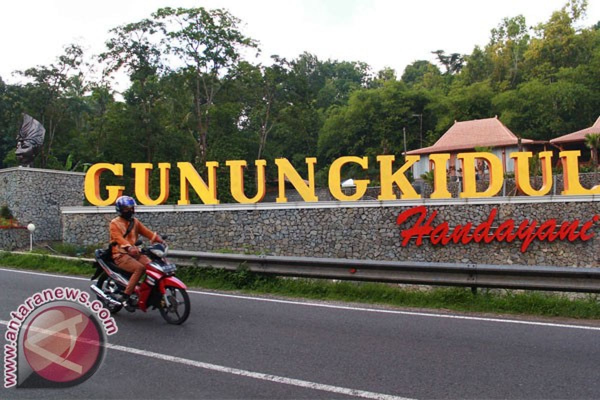 Puluhan ribu wisatawan kunjungi Gunung Kidul 