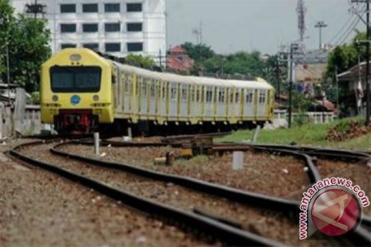 PT KAI uji coba kereta api baru ekonomi rasa eksekutif