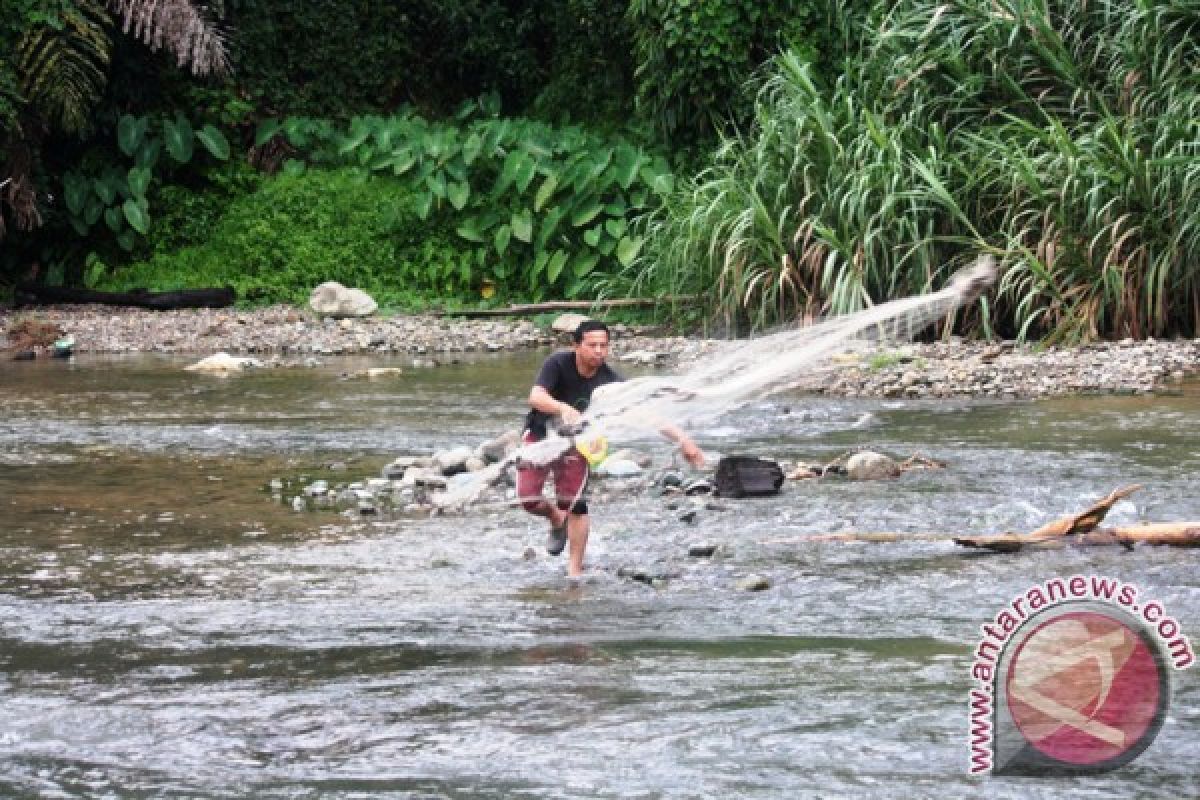 Sungai Masih Menjadi Andalan Masyarakat Balangan