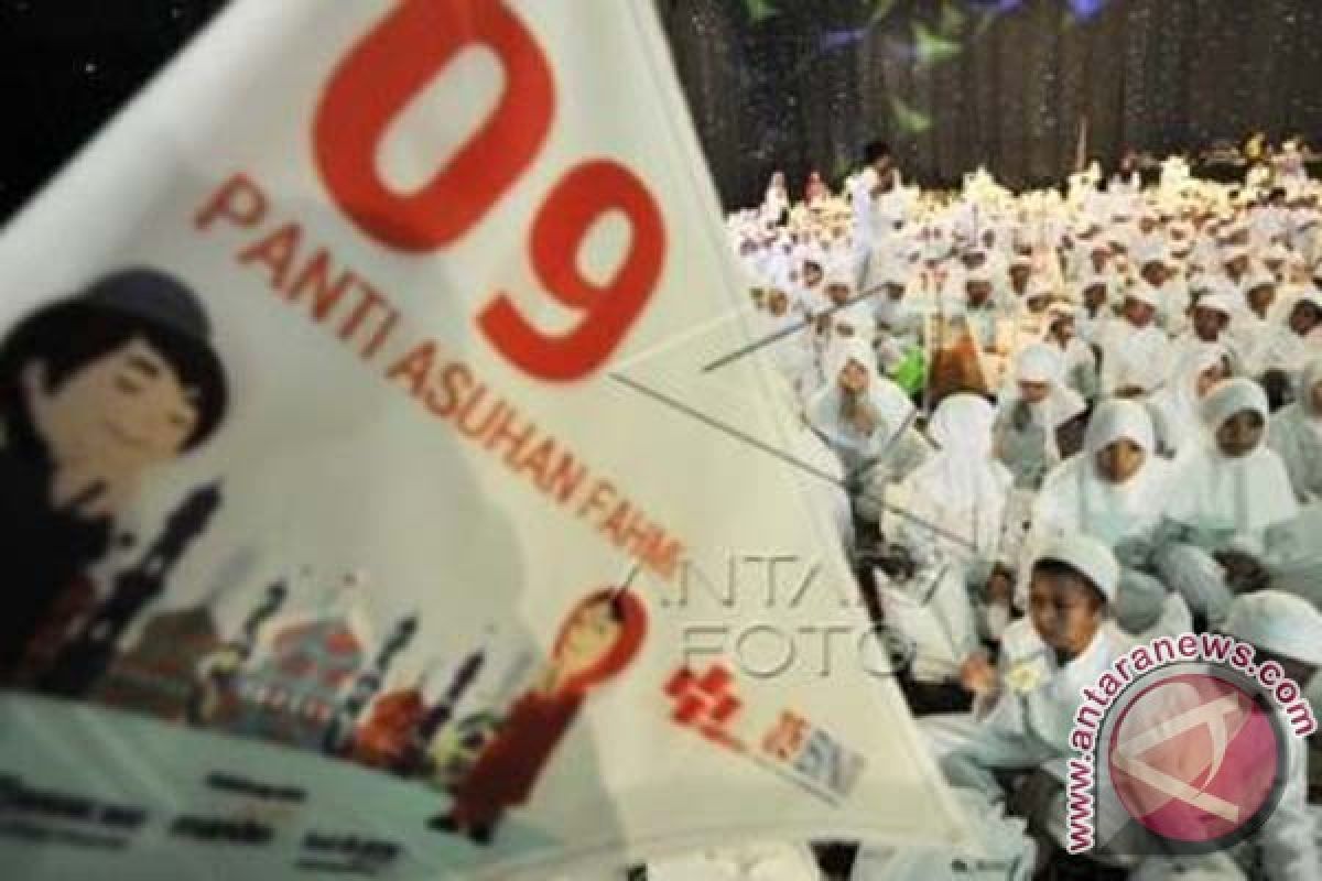 BNI santuni 2.000 anak yatim Makassar 