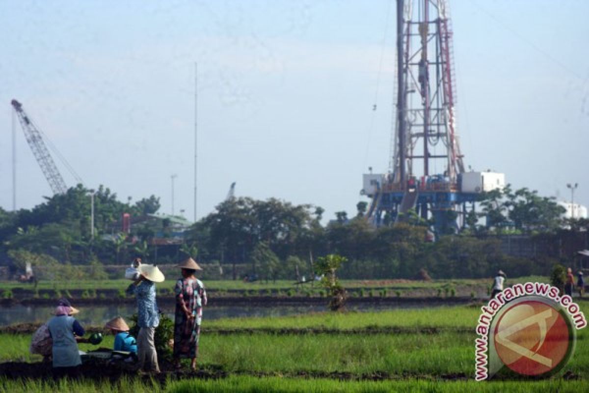 Bupati Bojonegoro Perhitungkan Dana Migas Dimanfaatkan 2016