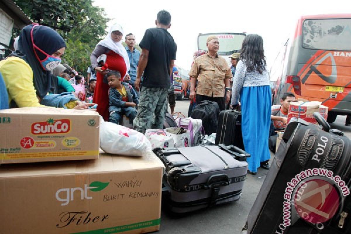 Jumlah pemudik melalui Hang Nadim tembus 10.000 orang per hari