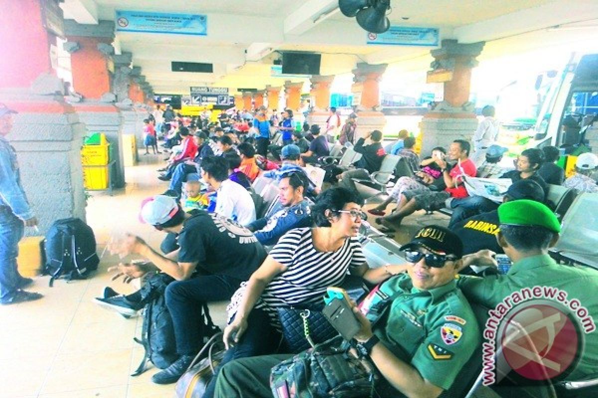 Terminal Ubung Berangkatkan 2.959 Pemudik