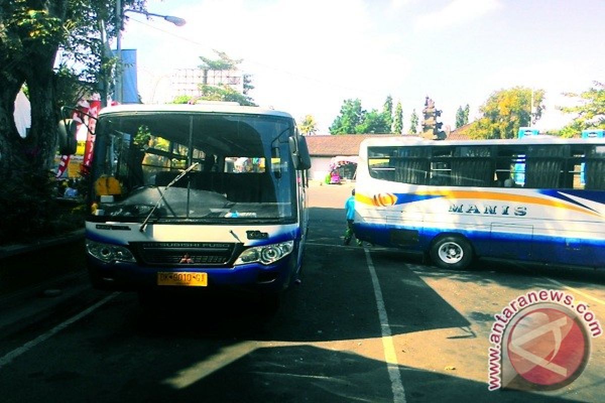 Terminal Ubung Denpasar Masih Sepi Arus Balik