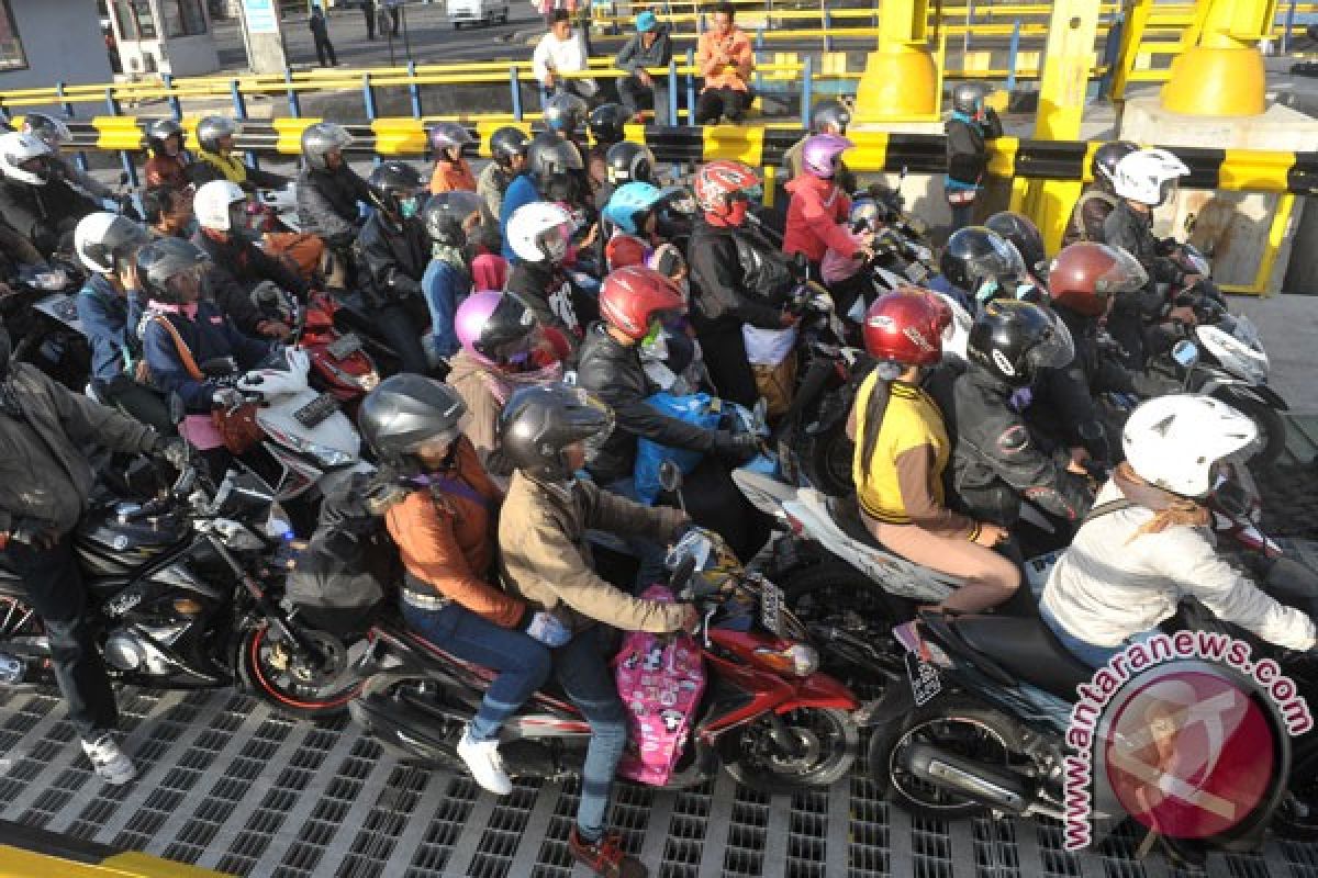 Imam Darto ke Lombok pada liburan Lebaran