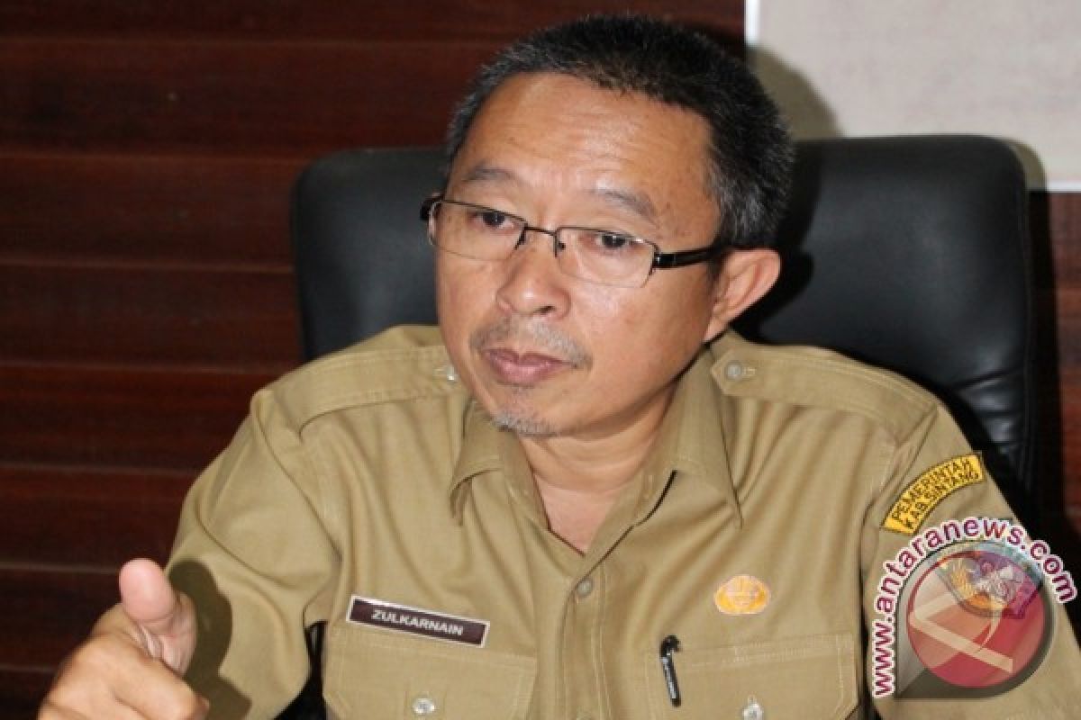 Dinas PU Sintang Ancam Bongkar Drainase Ruko di MT Haryono