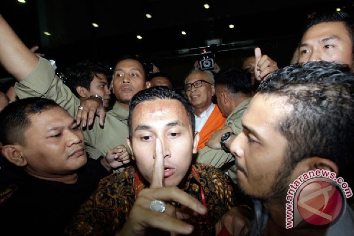 KPK tahan OC Kaligis terkait kasus PTUN Medan
