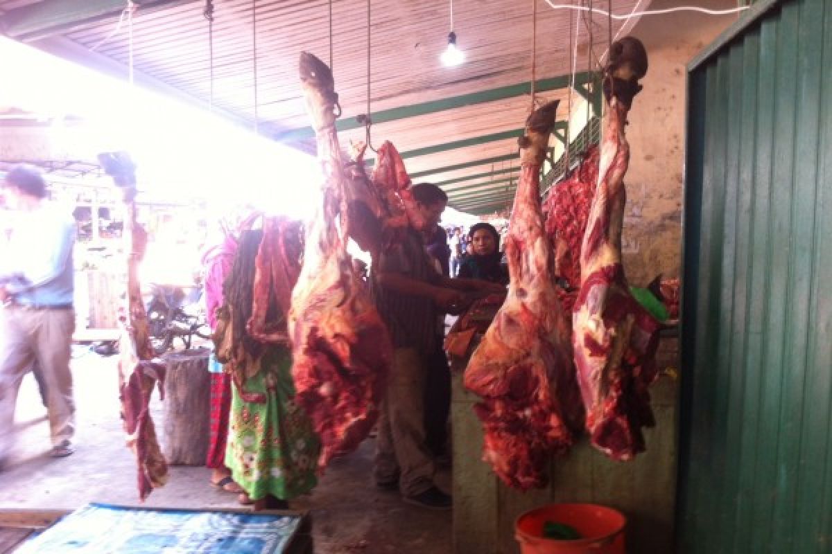 Harga daging stabil, Ketapang kekurangan stok telur