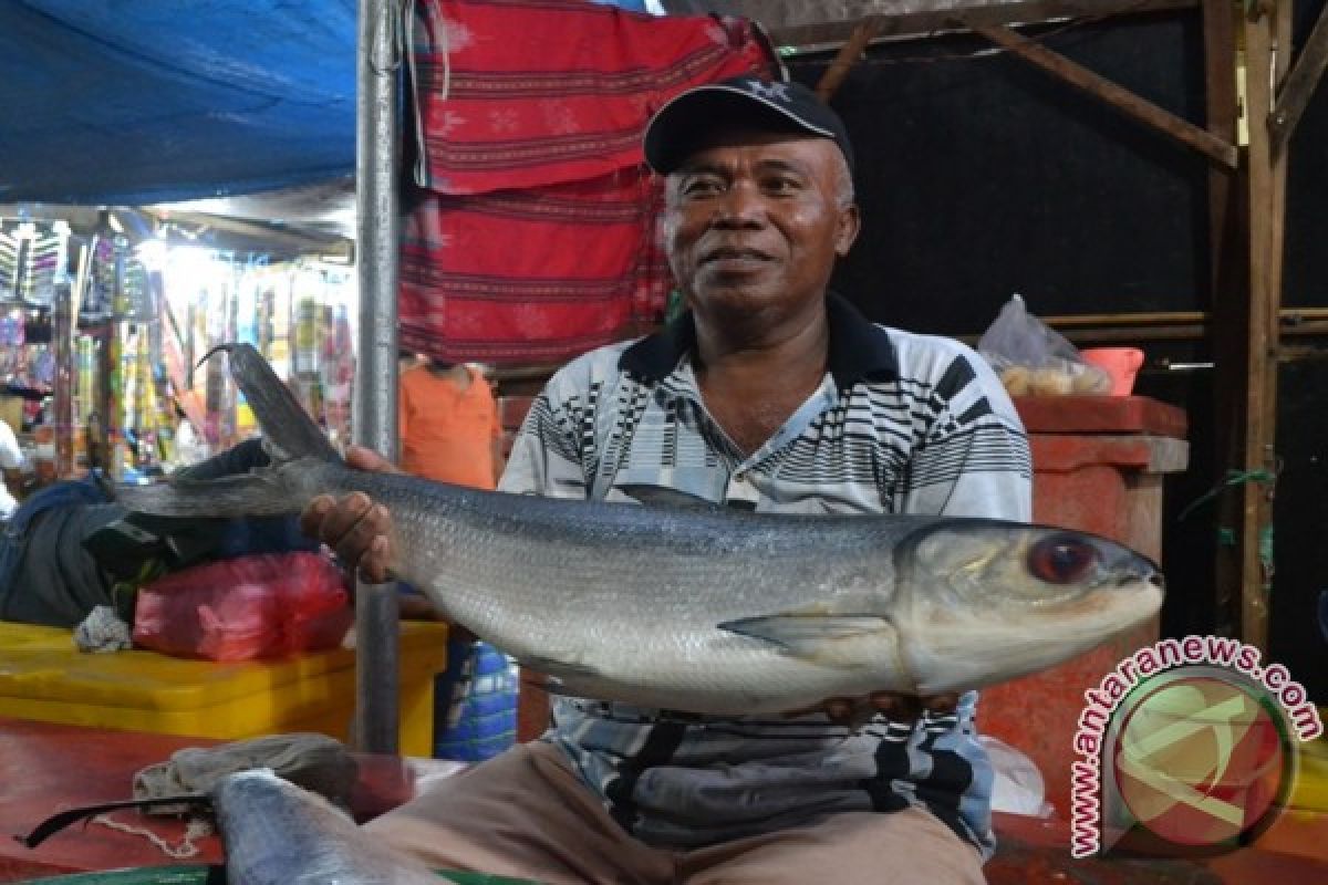 Pasar Bandeng Gresik Tradisi Akhiri Ramadhan 