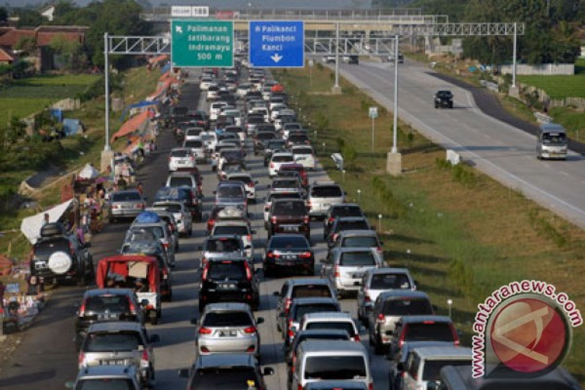 YLKI: konsumen bisa tuntut kemacetan di jalan tol