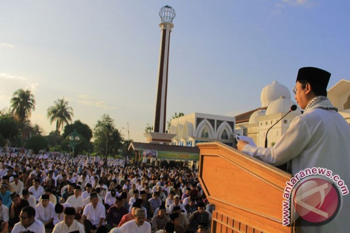 Gubernur Bengkulu : Idul Fitri Pondasi Ibadah 