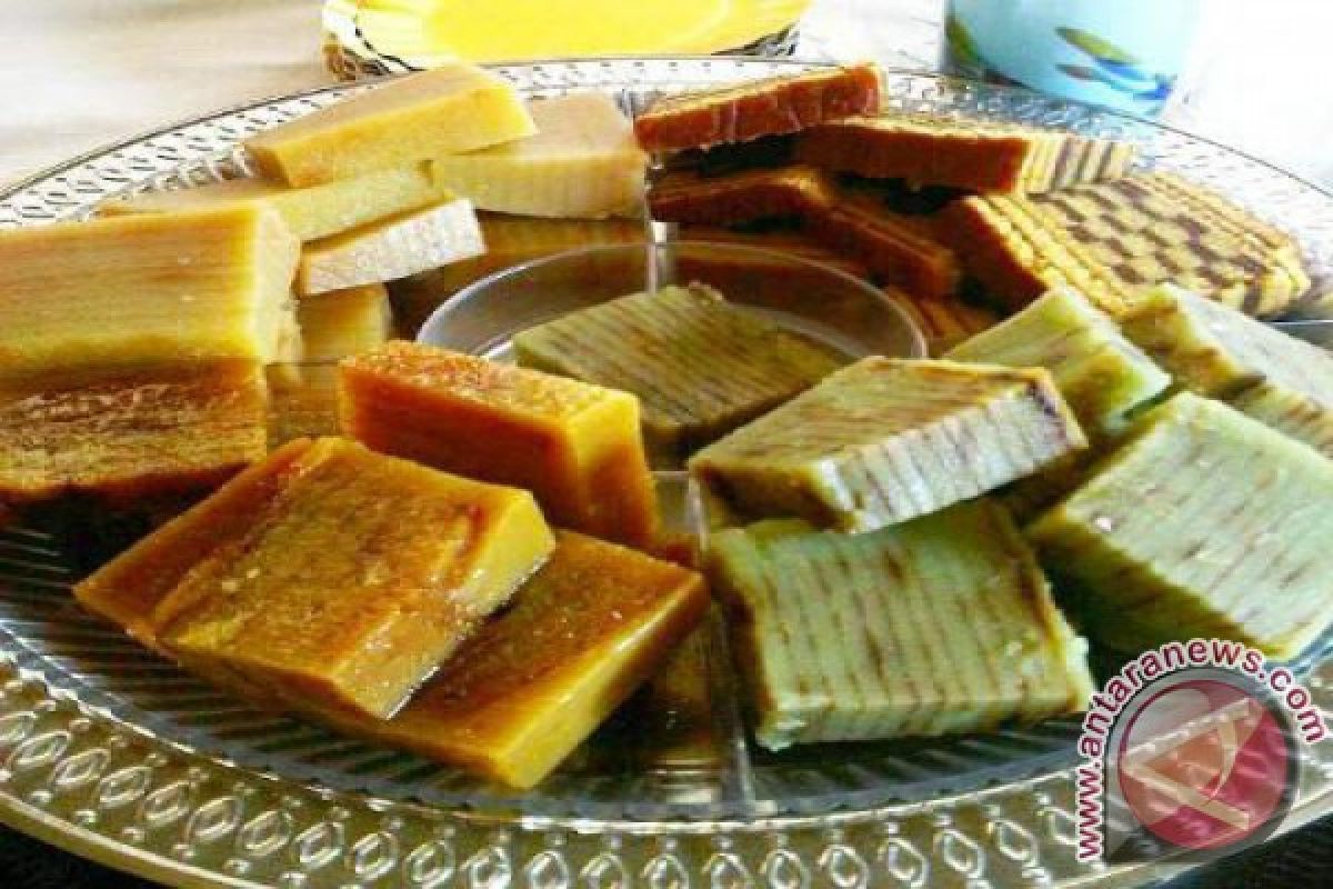 Legitnya Tiga Kue Khas Palembang Pendamping Lebaran