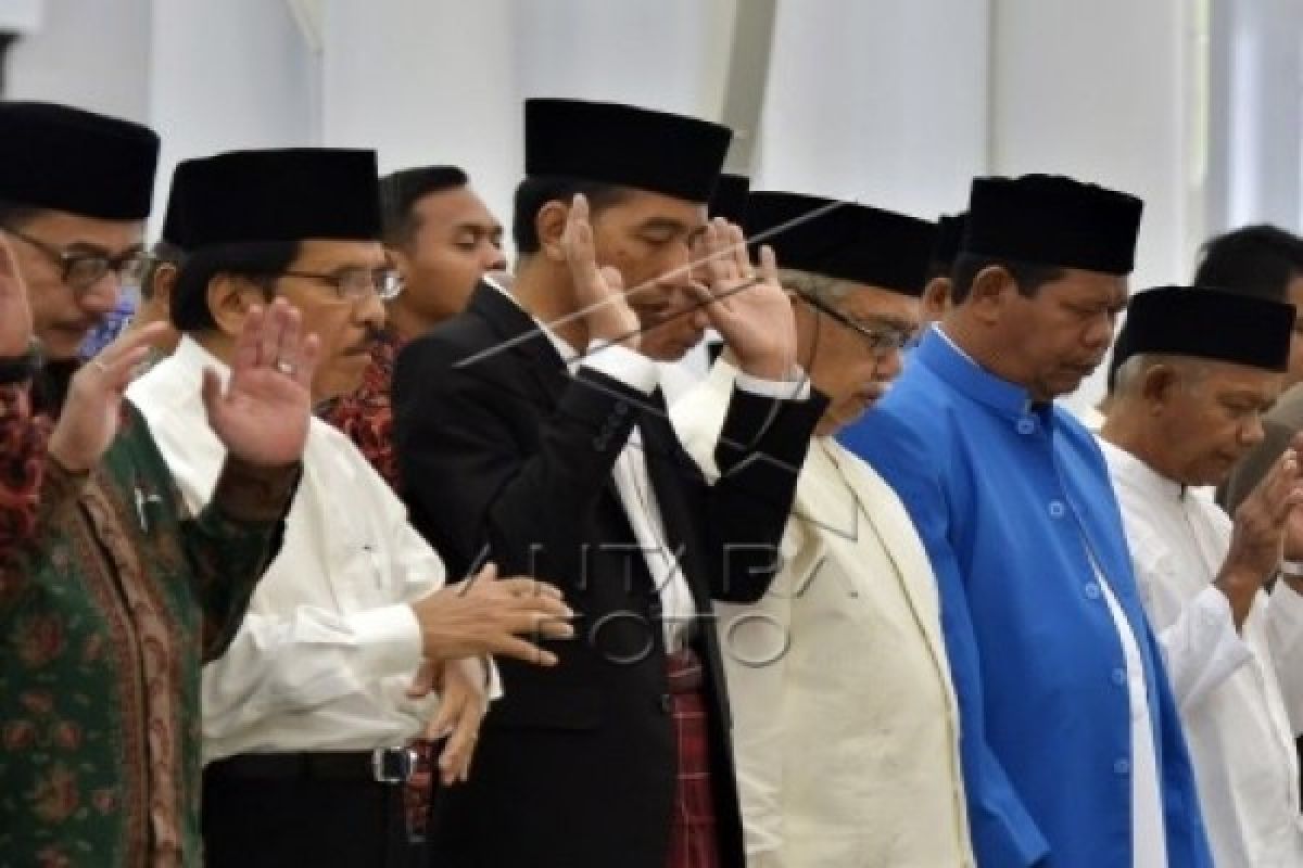 Presiden Jokowi Shalat Ied Bersama Masyarakat Aceh