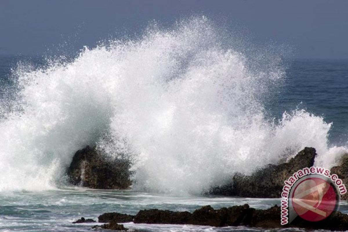 Dua Pemancing Hilang Tenggelam Di Laut Banten