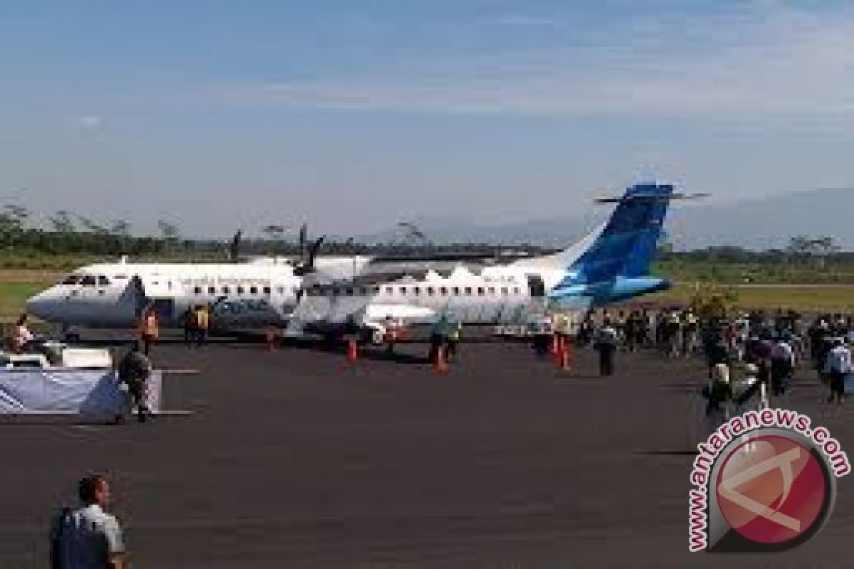 Penerbangan Garuda  Rute Surabaya-Jember Penuh