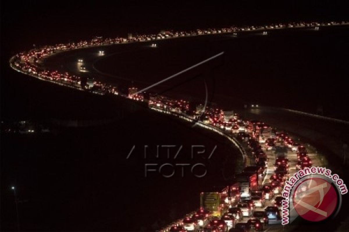 Asyiiik, Tol Brebes-Semarang Bisa Dilalui Kendaraan Pemudik 