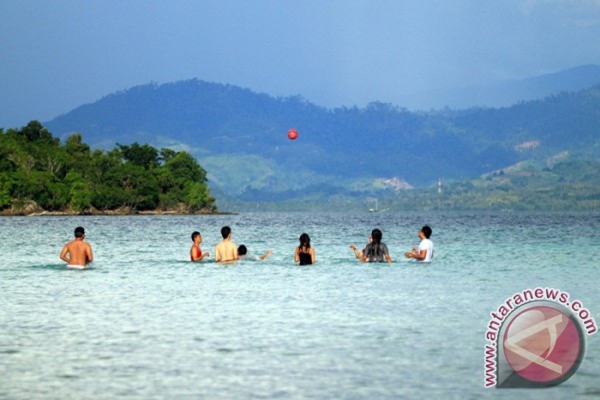 Teror Bom Tidak Ganggu Pariwisata Gorontalo Utara 