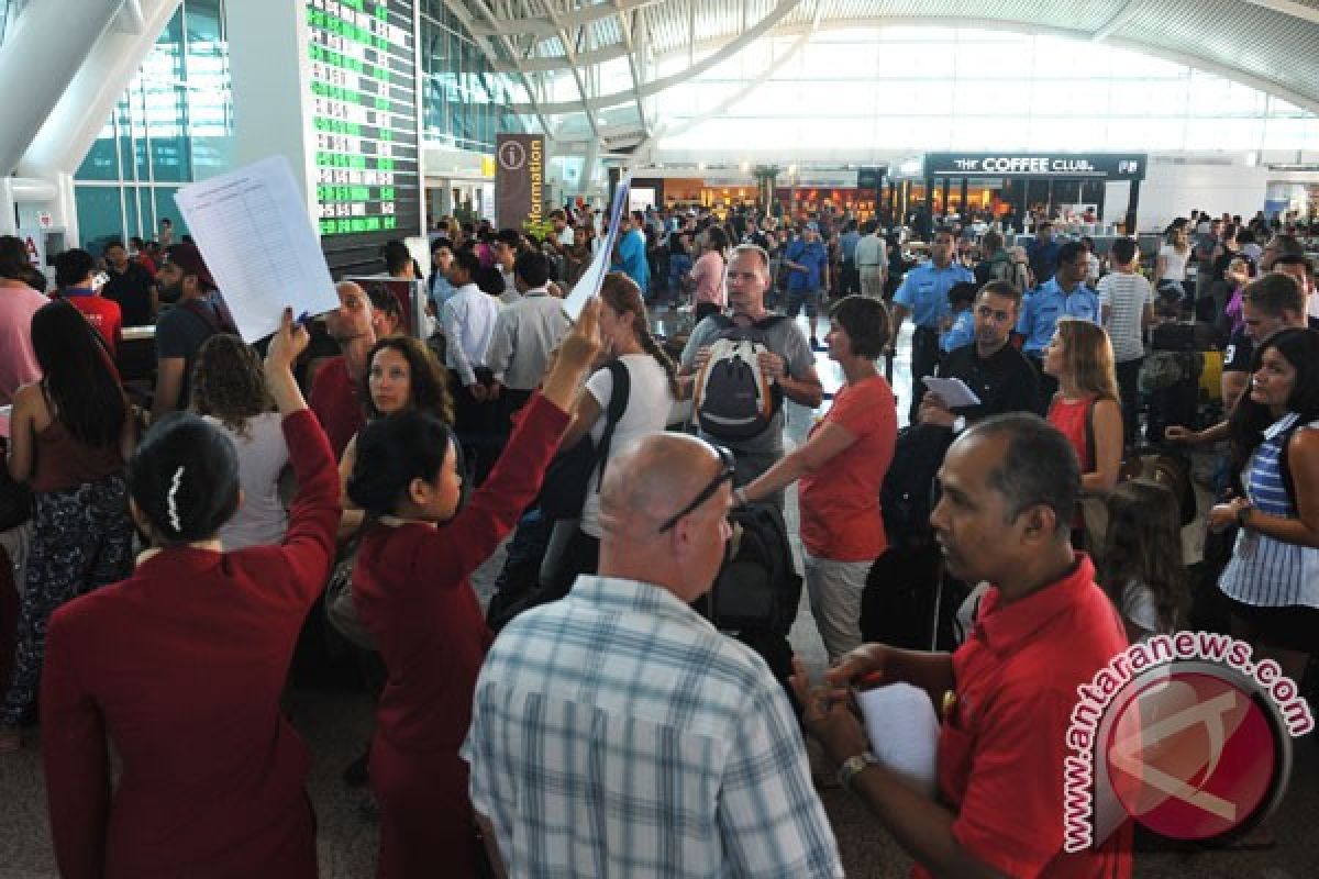 Bandara Bali berlakukan buka-tutup