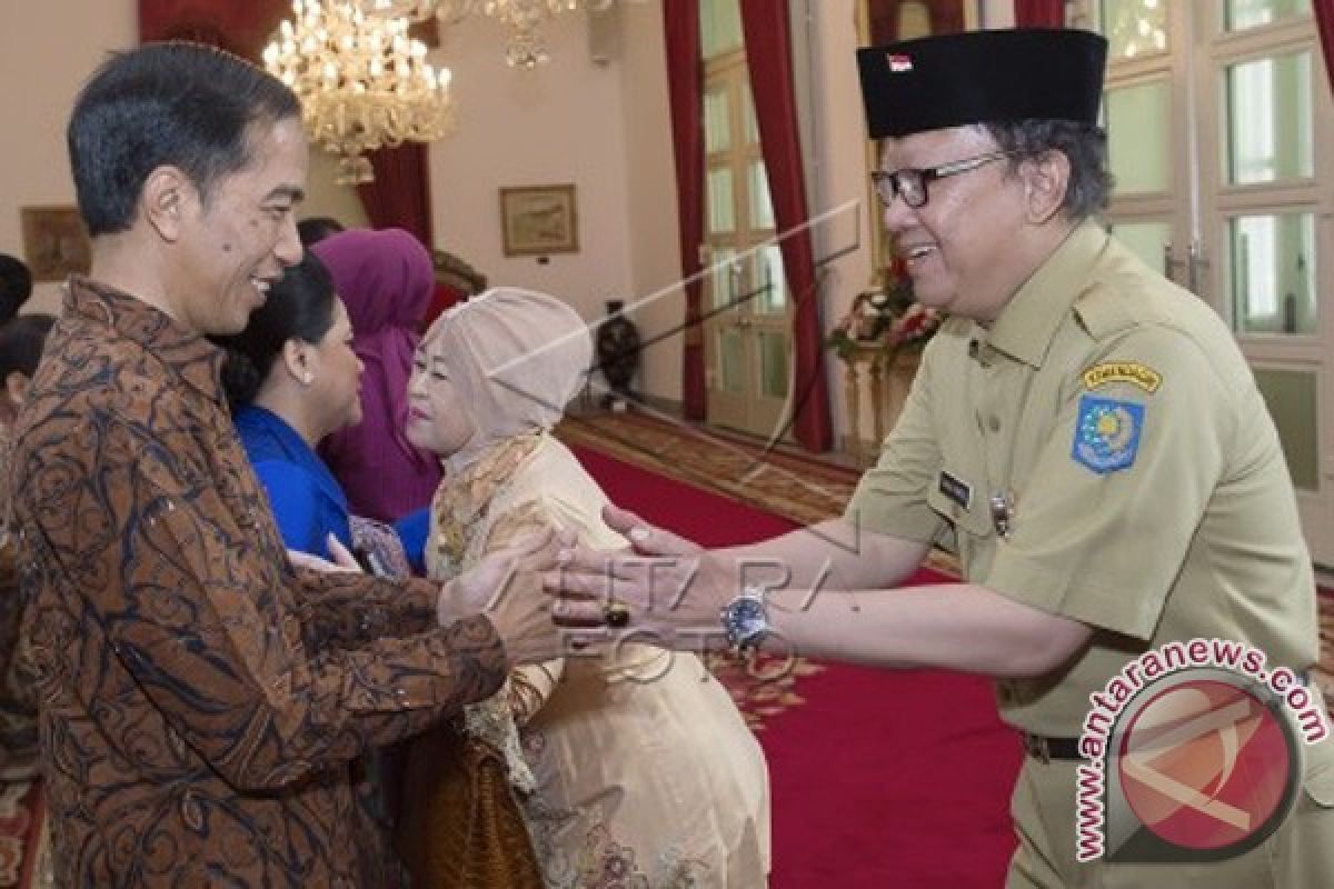 Pejabat Negara Silaturahim Dengan Presiden di Istana