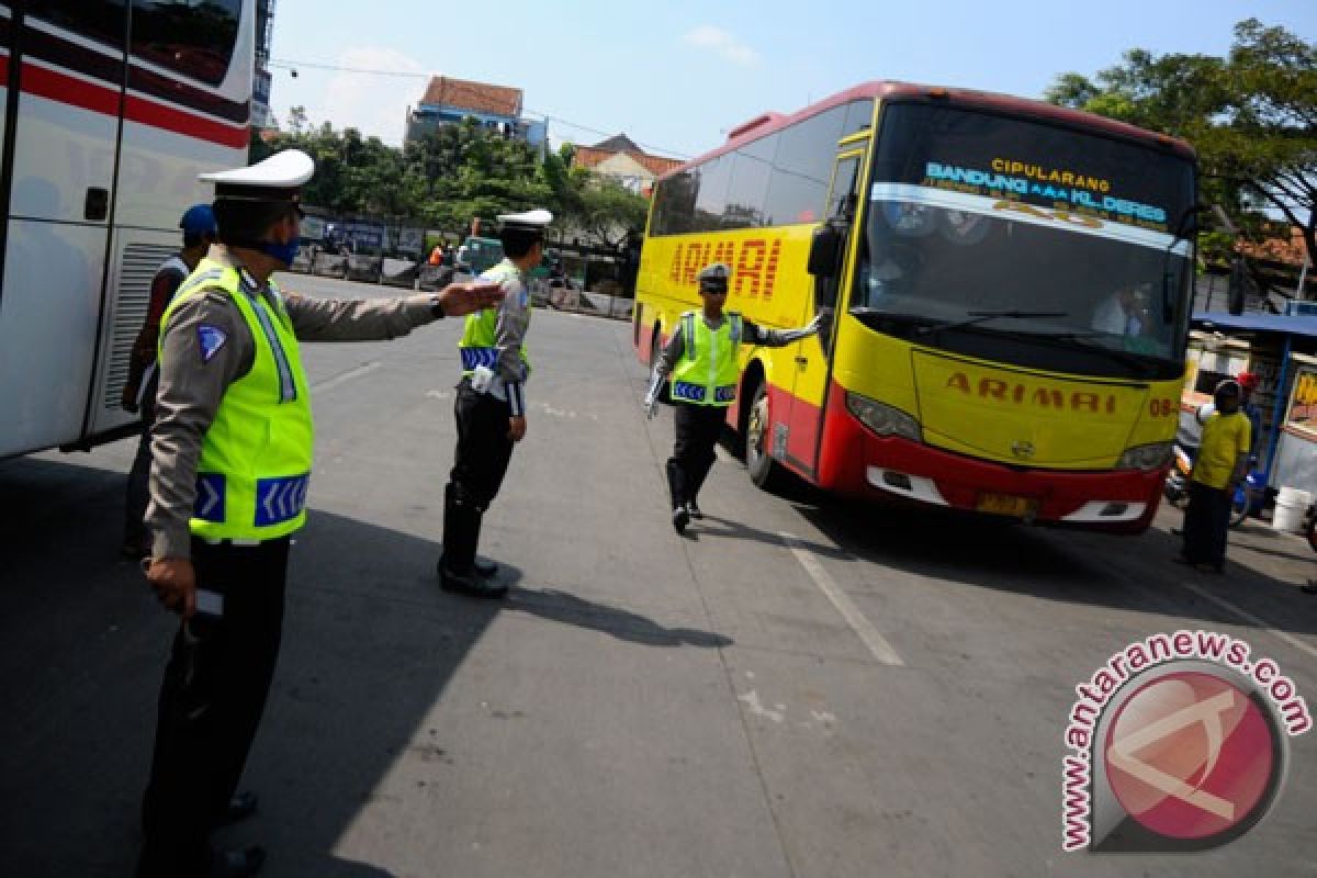 Puncak arus balik Terminal Leuwipanjang Selasa-Rabu