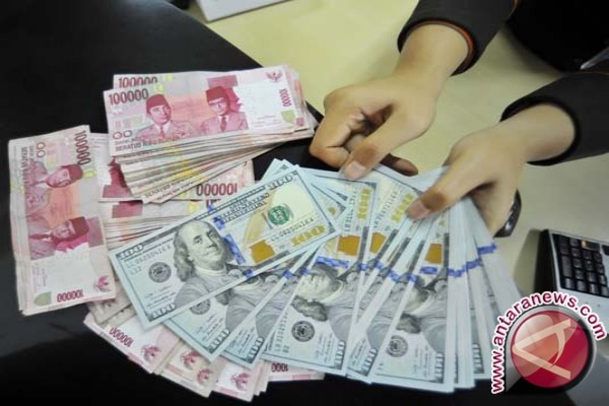 Rupiah Selasa Pagi Menguat ke Rp13.332