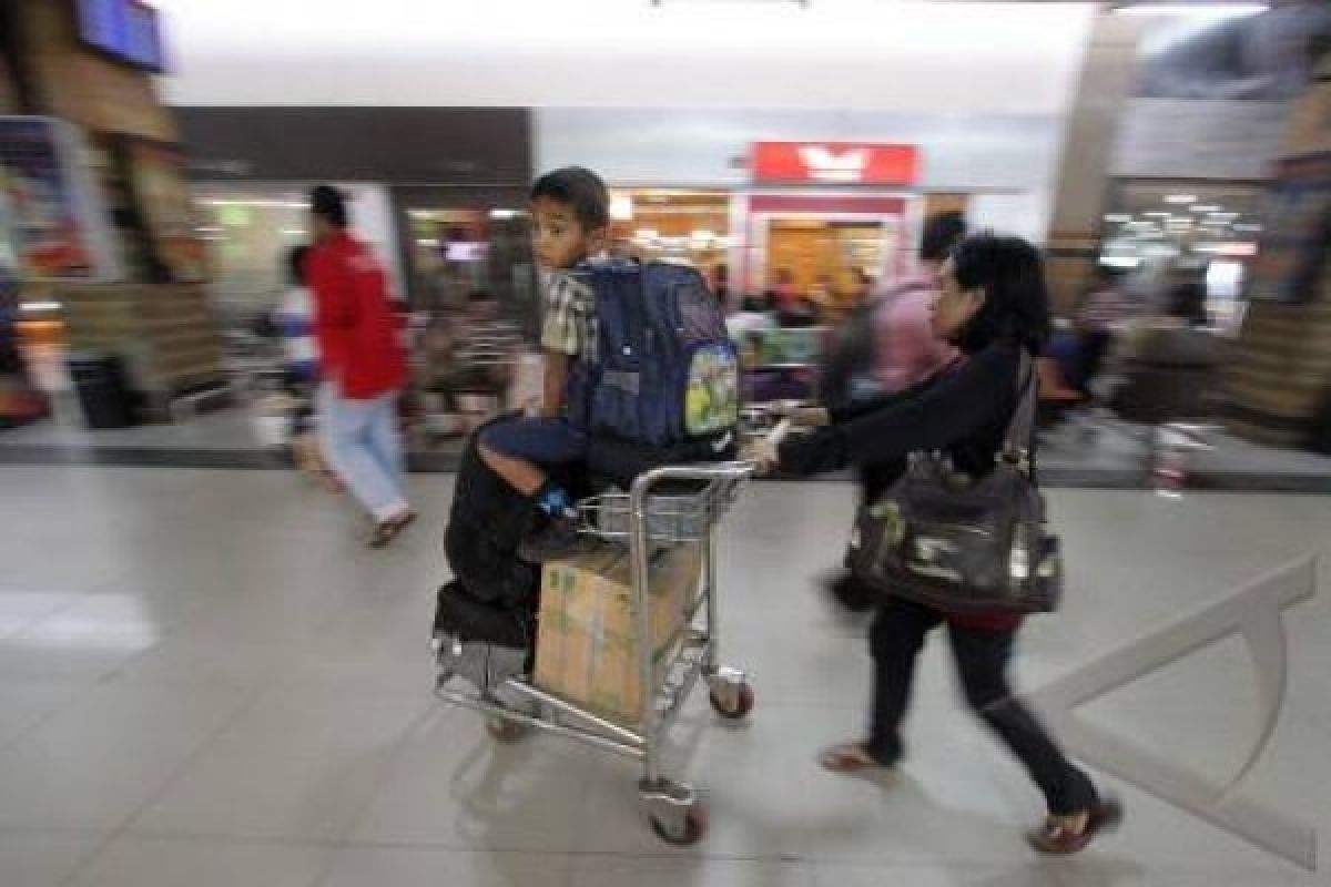 Dikritik Menhub, Pertokoan di Lobi Bandara Semarang Bakal Dipindah