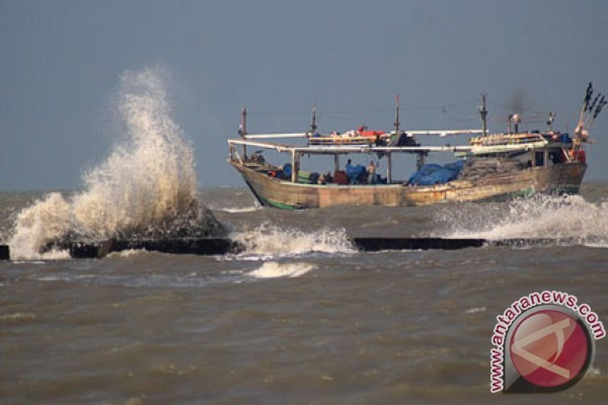 Gelombang maksimum Selat Sunda capai dua meter