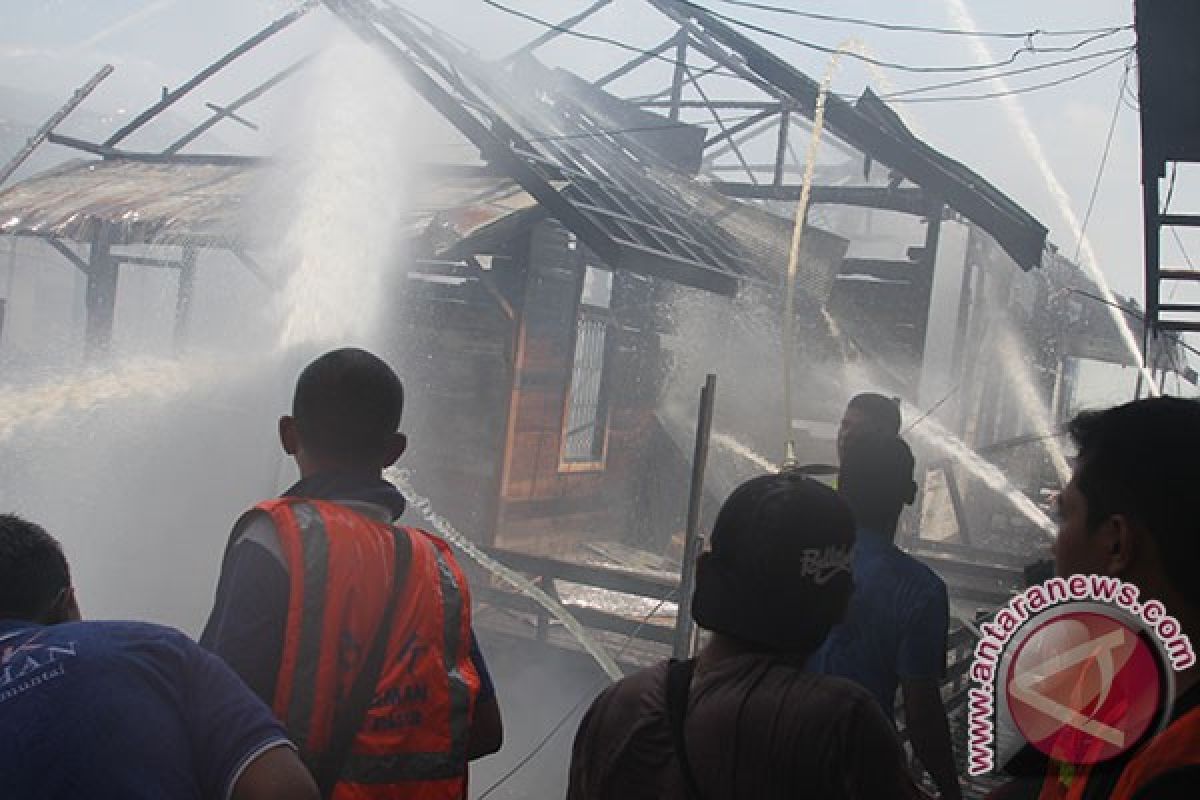 Fire in Banjarmasin Burnt Five Houses