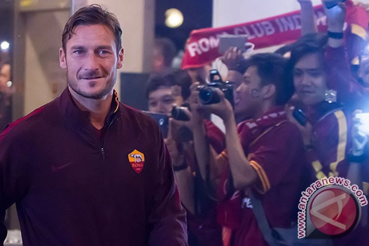 AS Roma ingin Totti segera pensiun